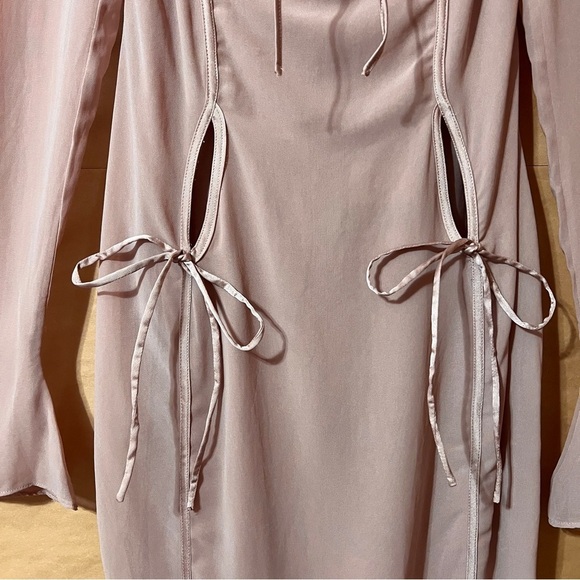 House of CB | NWT Ophelia Dress Blush Cutout Midi Dress Bow Ties Pink Size S - Picture 9 of 16